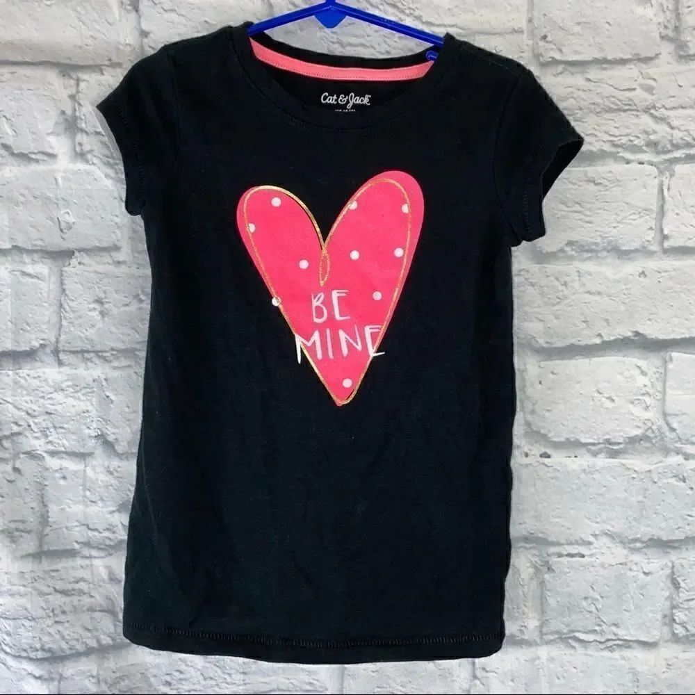 Cat & Jack be mine valentine top black w/pink heart size XS 4/5